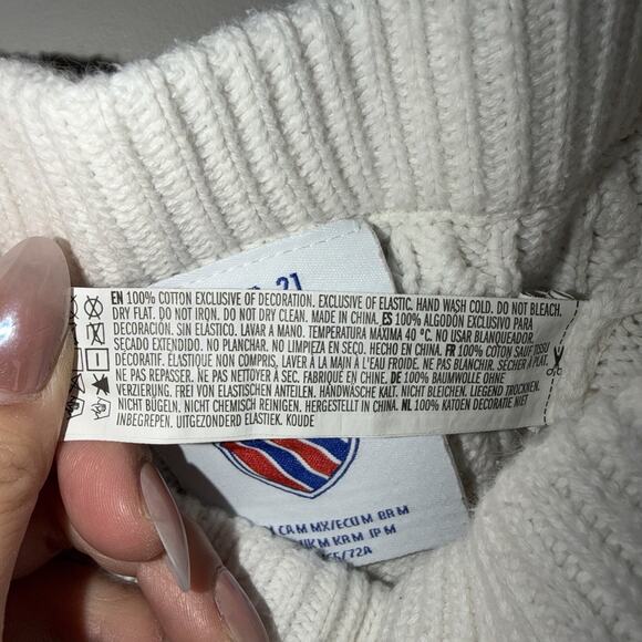 K Swiss Forever 21 White Chunky Cable Knit Mini Skirt Women's Size M - Picture 5 of 6